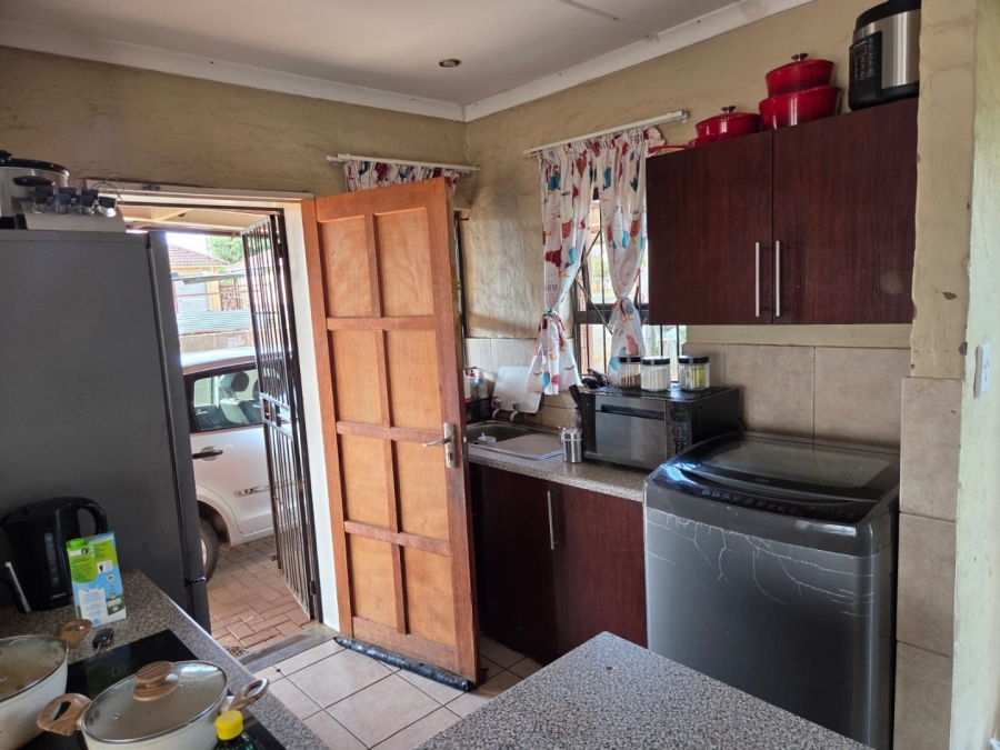 3 Bedroom Property for Sale in Lourierpark Free State